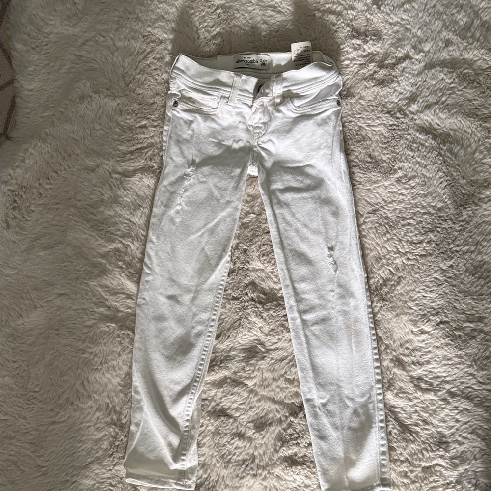 abercrombie kids White Distressed Skinny Jeans w Stretch sz 10 Slim